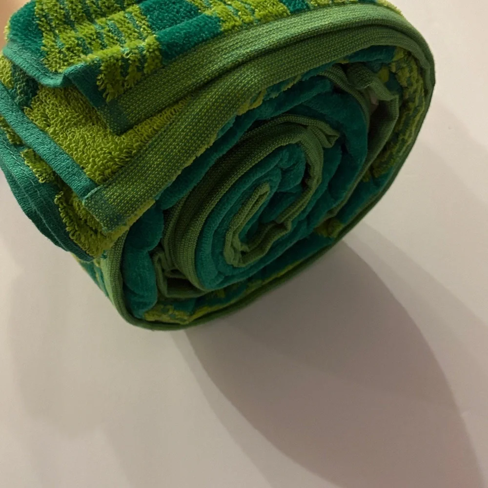 Tropical Green Palm Leaf Beach Towel for Two